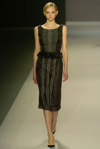 Look 15